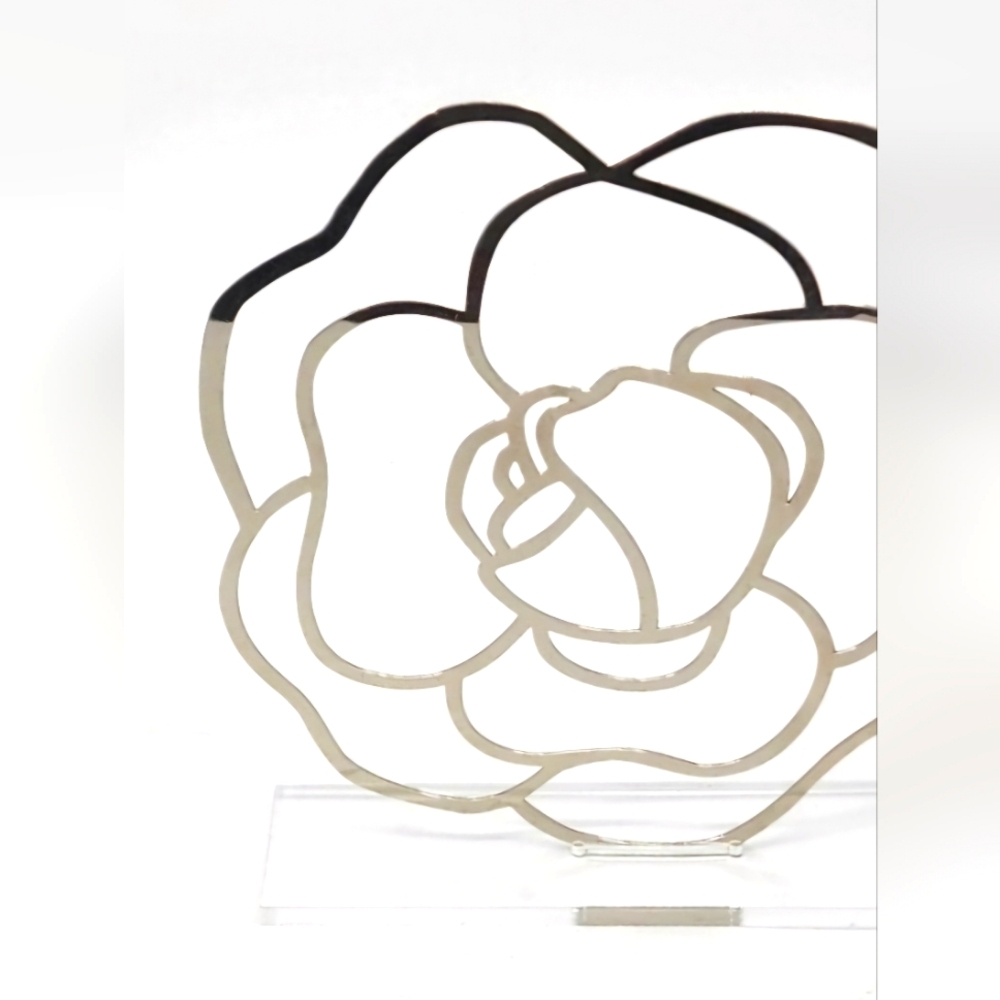 Camelia Large Chanel Metal Stand Silver